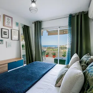 The Bluebird , Costa Adeje (Tenerife) España